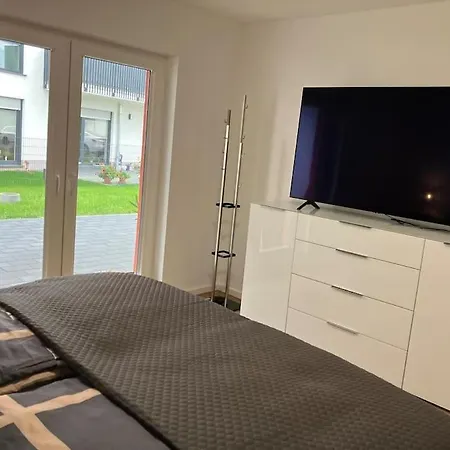 Exklusives & Terrasse Nahe Am See Halle (Saale)